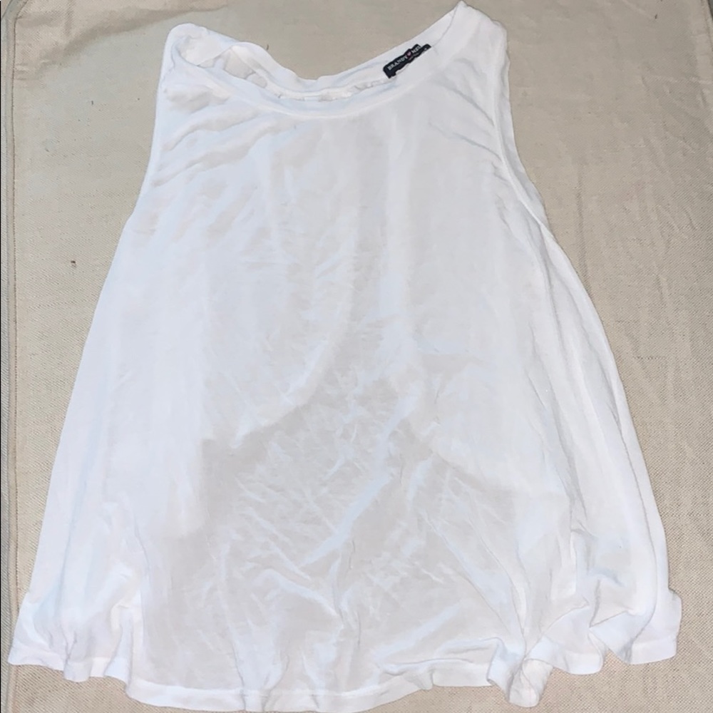 white tank